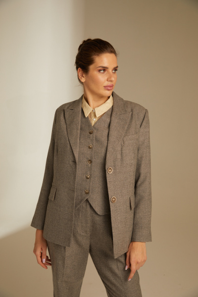 Приталенный жакет из 100% шерсти	