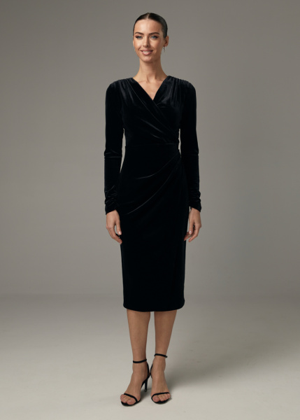 Платье из бархата с драпировкой 