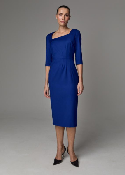 Платье с асимметричным вырезом Платье с асимметричным вырезом