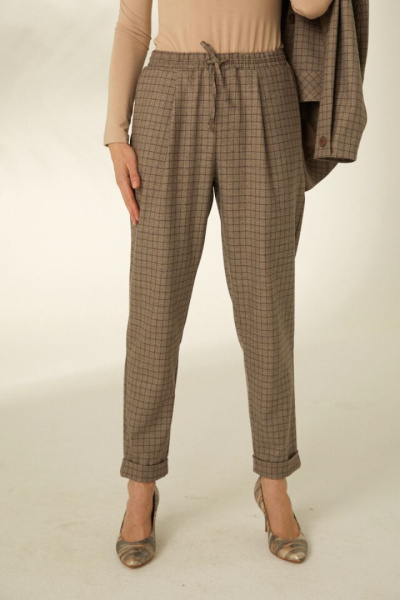 Брюки в casual-стиле