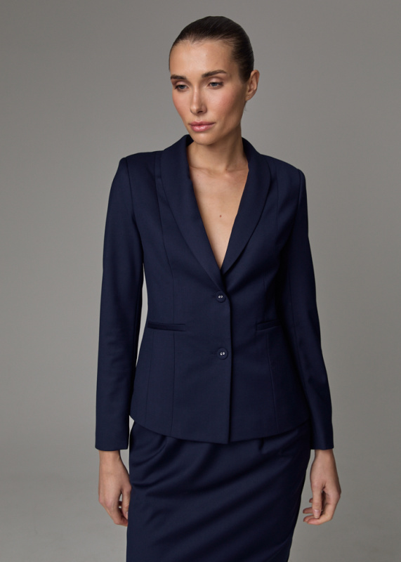 Приталенный жакет