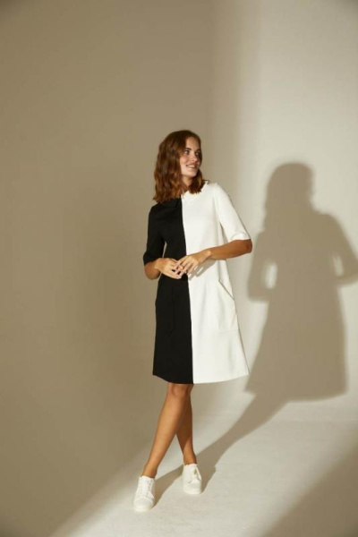 Двуцветное платье с карманами