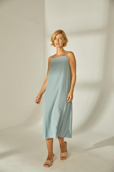 Платье в бельевом стиле