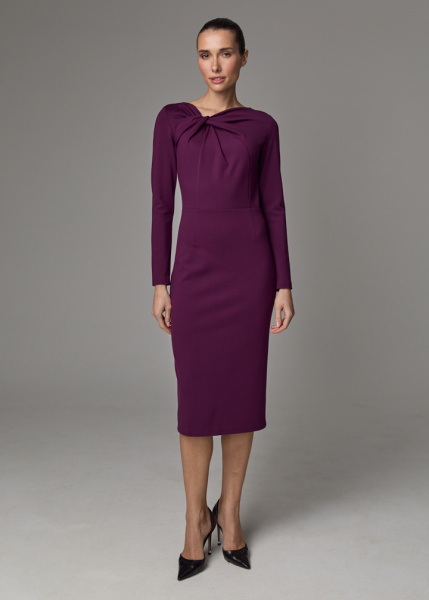 Платье с эффектным перекрутом  Платье с эффектным перекрутом