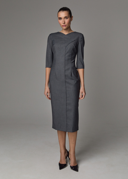 Платье с декоративными прострочками  Платье с декоративными прострочками