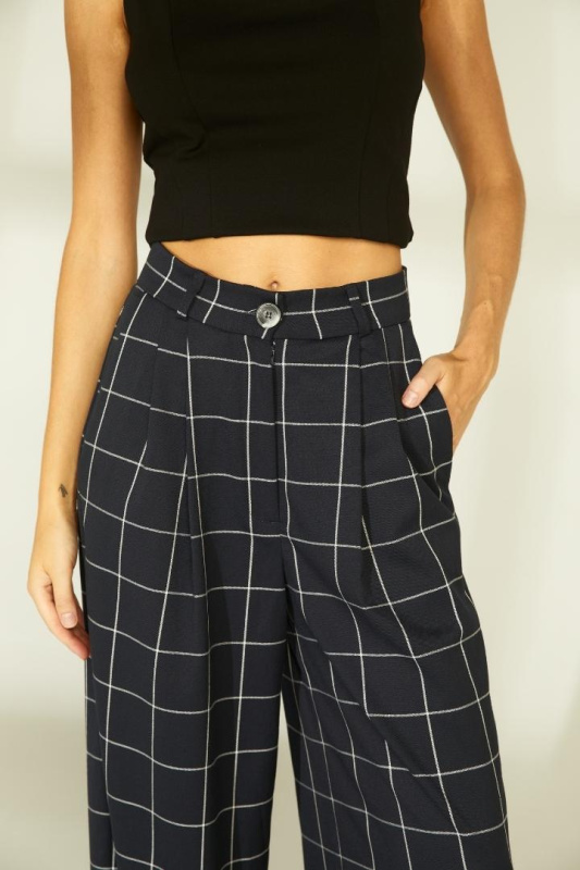 Брюки палаццо