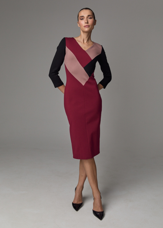 Платье с графичными вставками Платье с графичными вставками