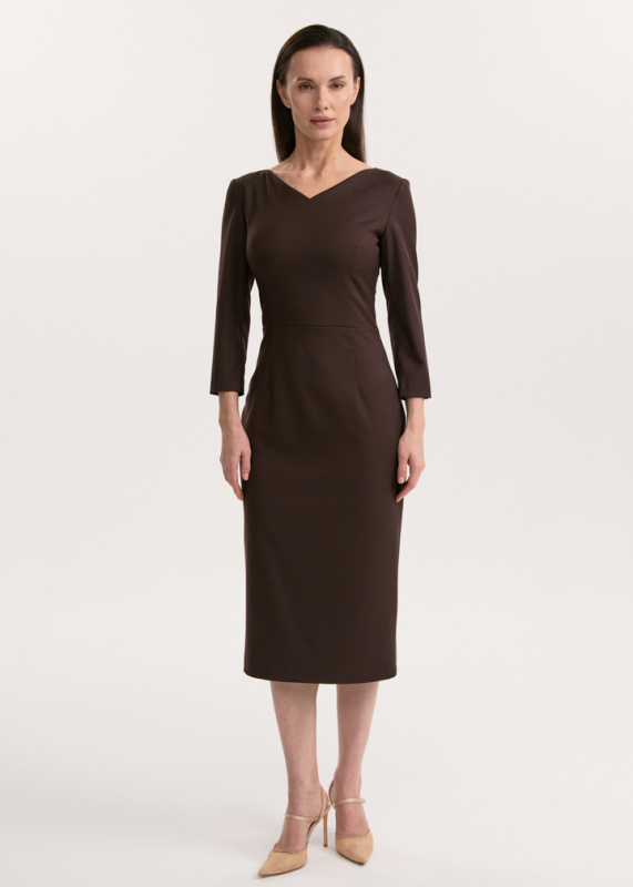 Платье с V-образным вырезом