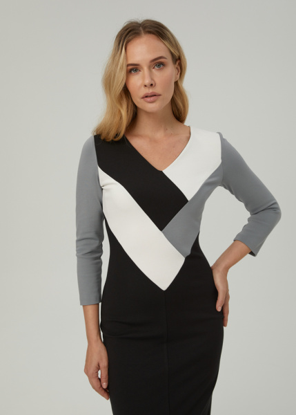 Платье с графичными вставками  Платье с графичными вставками