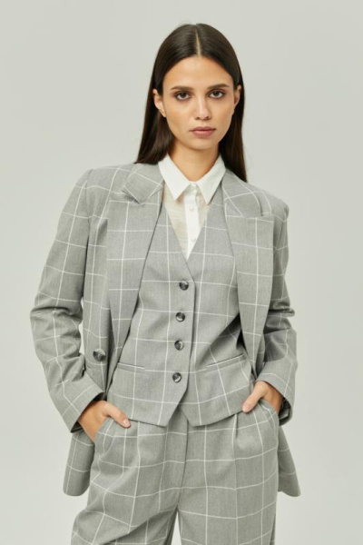 Удлиненный жакет