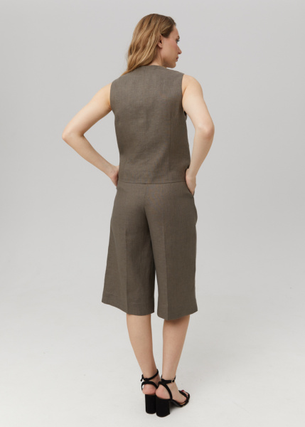 Бермуды изо льна 