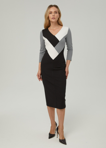 Платье с графичными вставками  Платье с графичными вставками