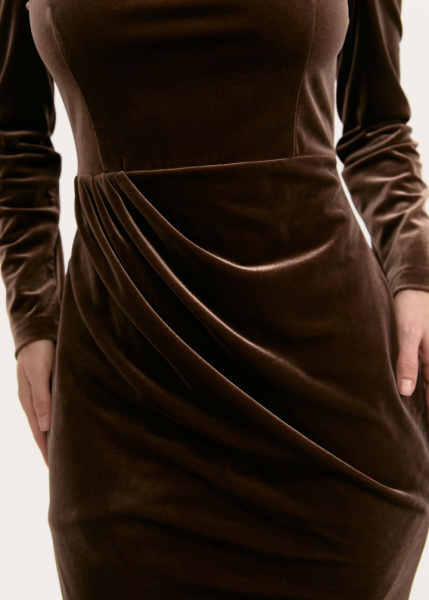 Платье из бархата мини