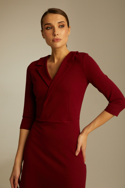 Платье с лацканами Платье с лацканами