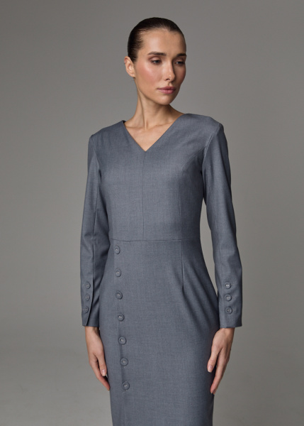 Платье с обтяжными пуговицами  Платье с обтяжными пуговицами