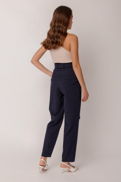 Брюки на высокой посадке