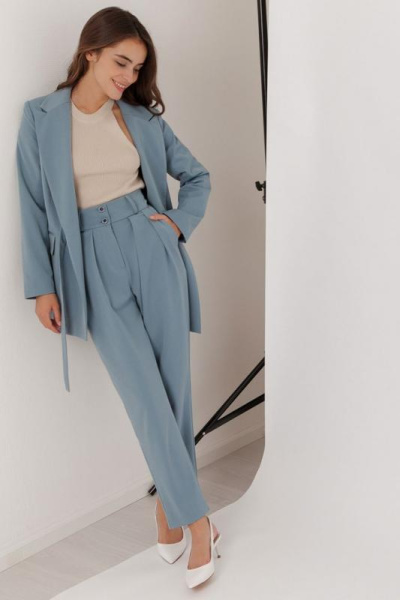 Брюки на высокой посадке