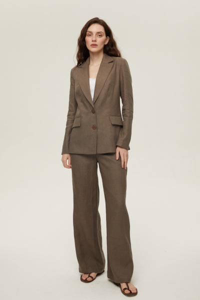 Льняной жакет с английским воротником