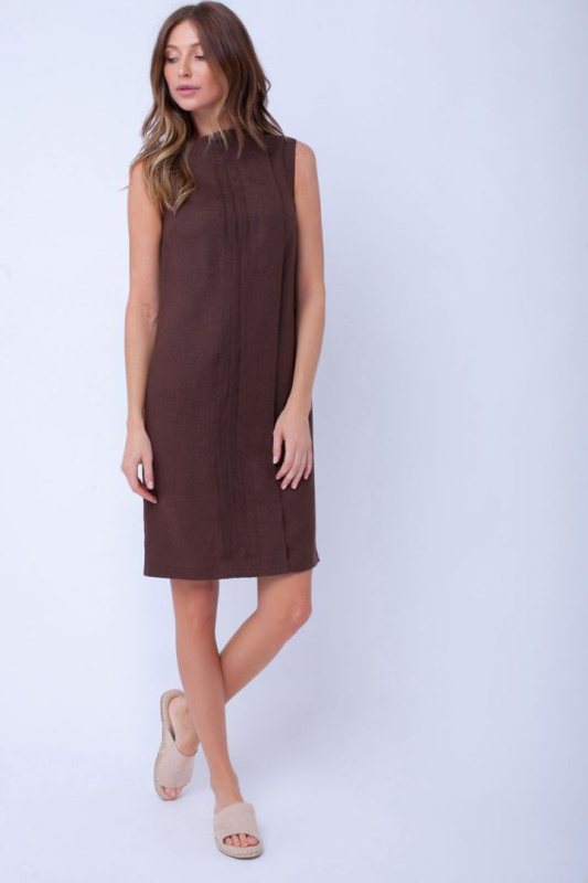 Льняное платье прямого силуэта