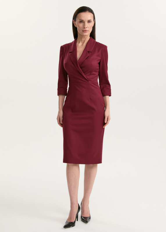 Платье с английским воротником