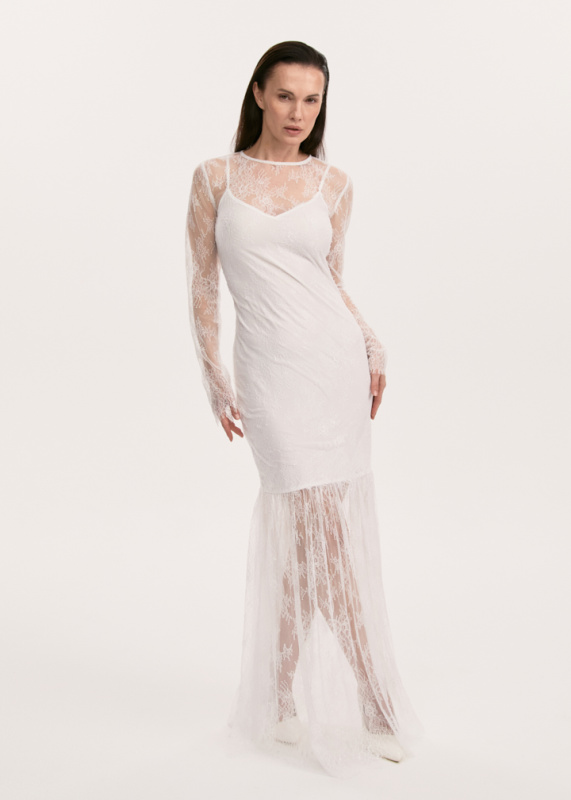 Кружевное платье в пол