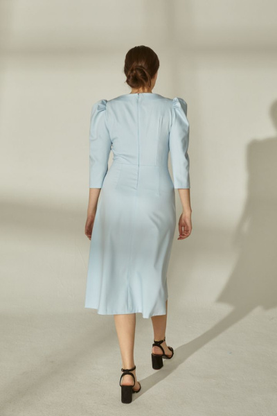 Платье с рукавами буфами 