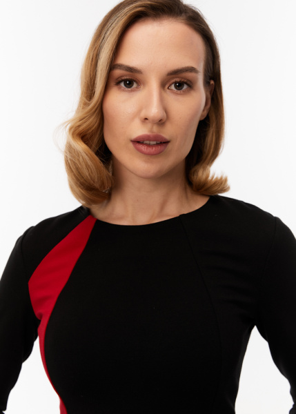 Платье из джерси с контрастным акцентом