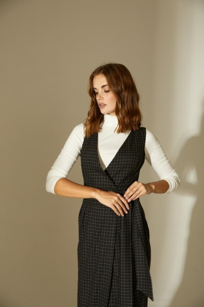 Сарафан с широким поясом