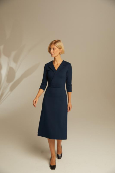 Платье с лацканами Платье с лацканами