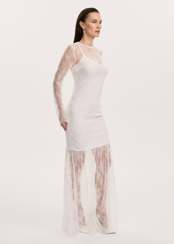 Кружевное платье в пол