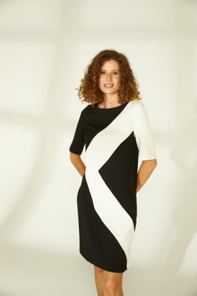 Двуцветное платье А-силуэта