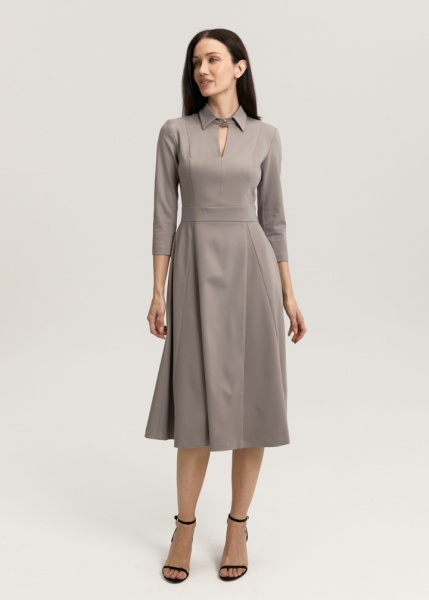 Платье с пышной юбкой  Платье с пышной юбкой