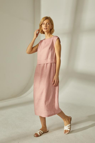 Льняное платье свободного кроя