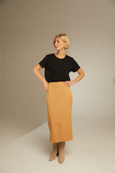 Юбка длины миди Юбка длины миди