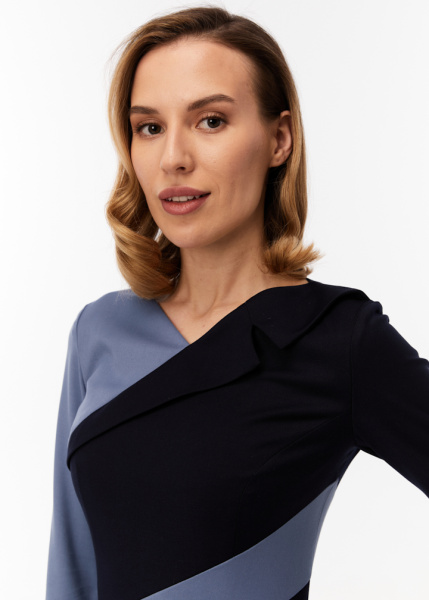 Платье-футляр с лацконом