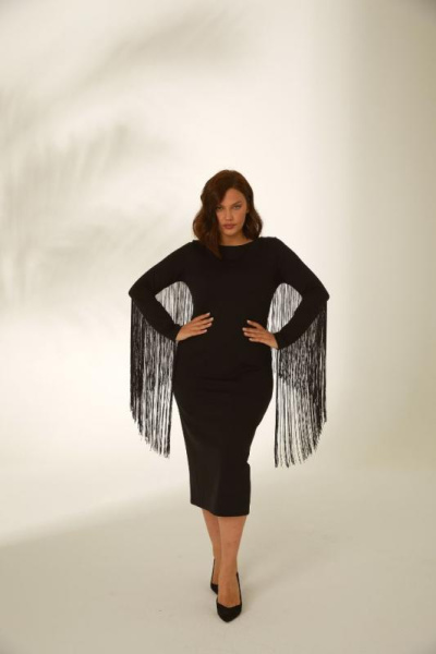 Коктейльное платье с бахромой