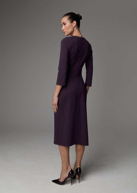 Платье с акцентными вставками