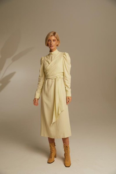 Платье с рукавами буфами