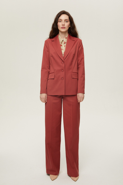 Жакет с английским воротником