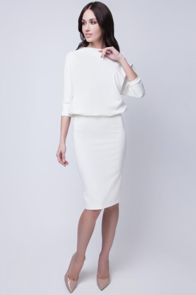 Платье с рукавами "летучая мышь"