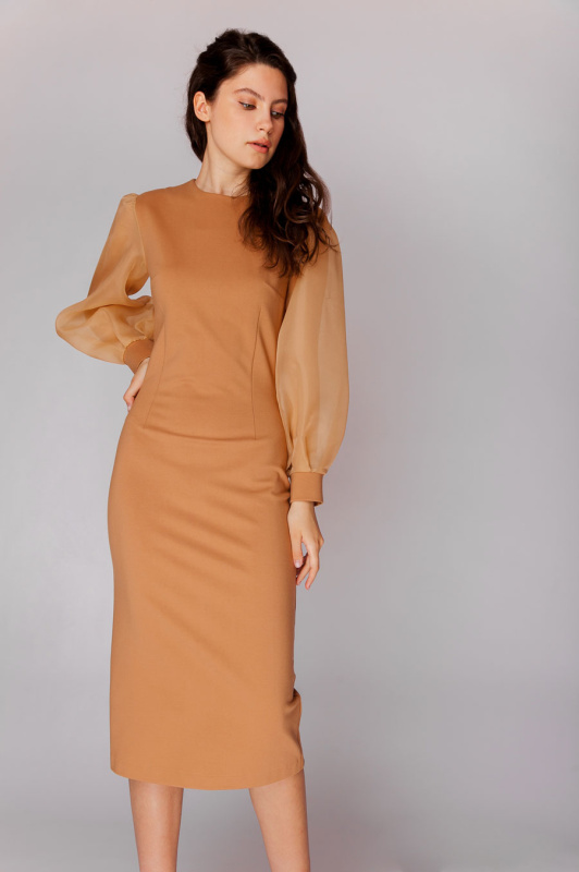 Платье с рукавами из органзы