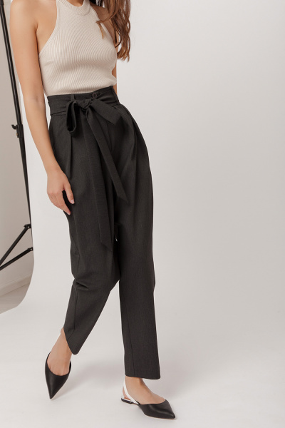 Брюки на высокой посадке