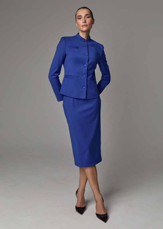 Деловой костюм