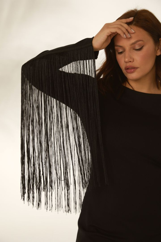 Коктейльное платье с бахромой Коктейльное платье с бахромой