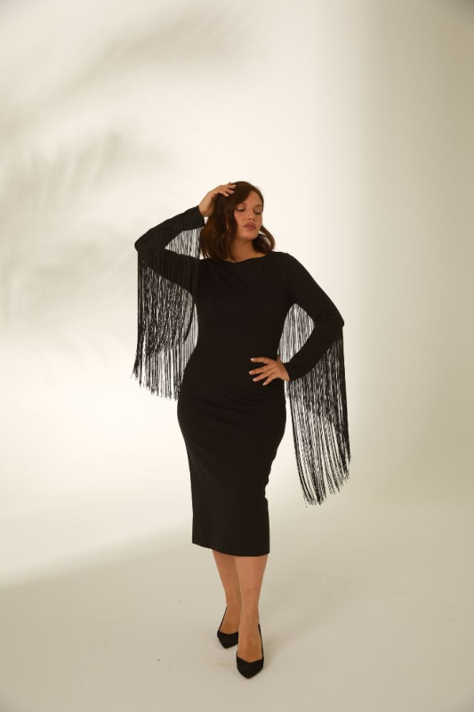 Коктейльное платье с бахромой Коктейльное платье с бахромой